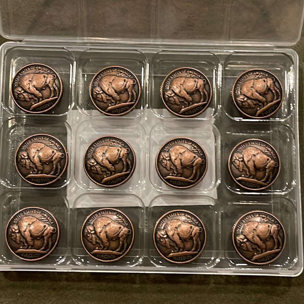Coin Buttons…copper - Picture 2 of 4